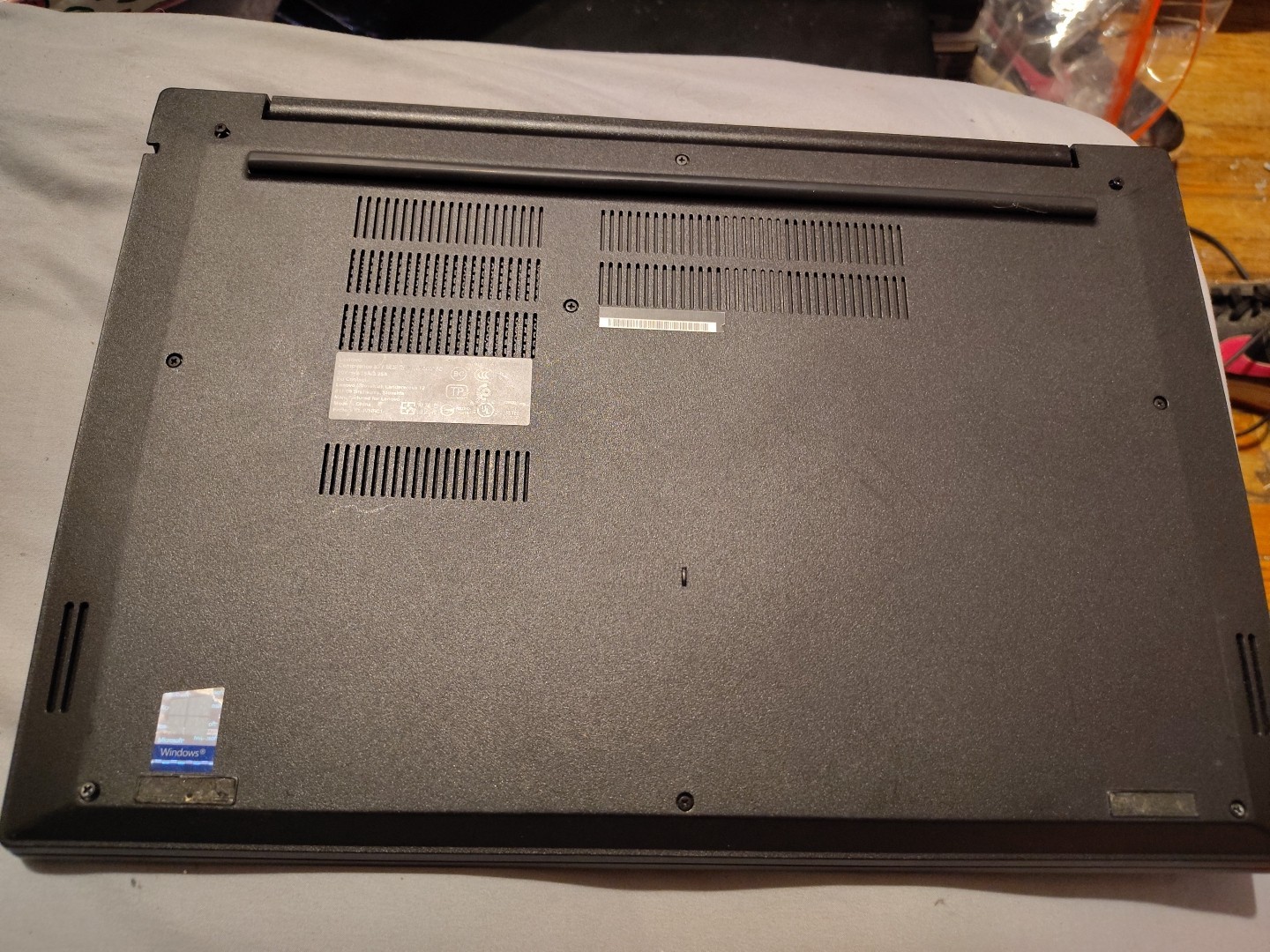 Lenovo ThinkPad E590 15″ Laptop i5 8th Gen No Ram No Drive