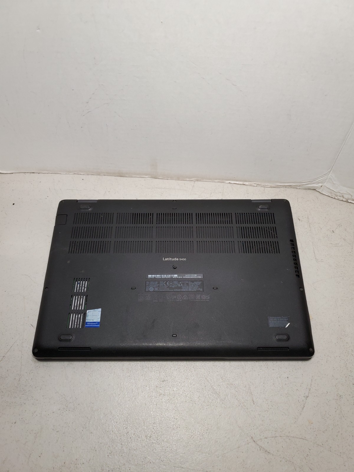 Dell Latitude 5400 14″ Laptop i7-8665U 1.9GHZ 8GB 256GB SSD Win11 #69