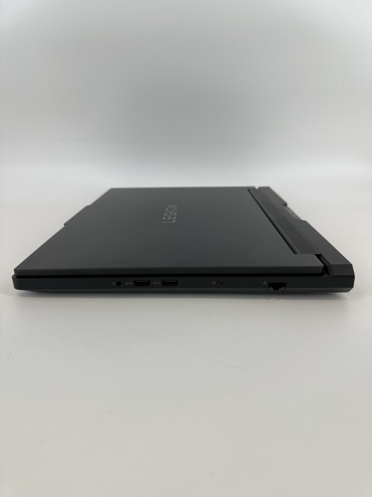 Lenovo Legion Pro 7i Gen 10 16 QHD+ 2.7GHz Ultra 9 275HX 64GB 1TB/1TB RTX 5080