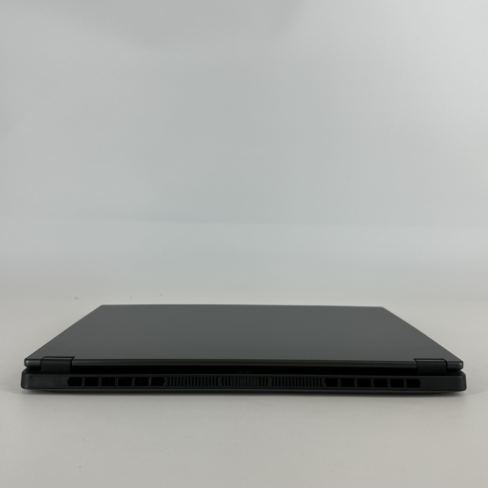 Asus TUF A14 14 2.5K 5.0 GHz Ryzen 7 8845HS 16GB 1TB SSD RTX 4060 Very Good