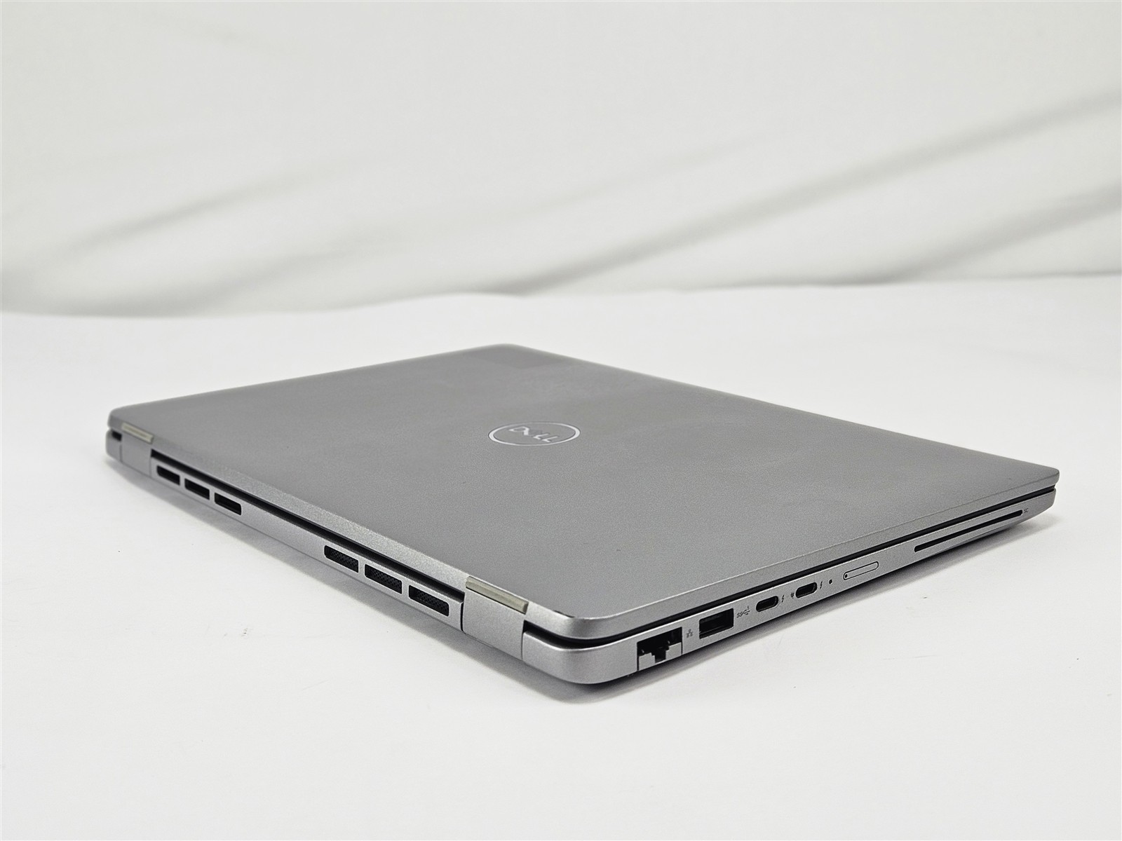 Dell Latitude 5440 i7-1355U 16GB 256GB SSD HDMI Thunderbolt 4 USB-C Win11 Home
