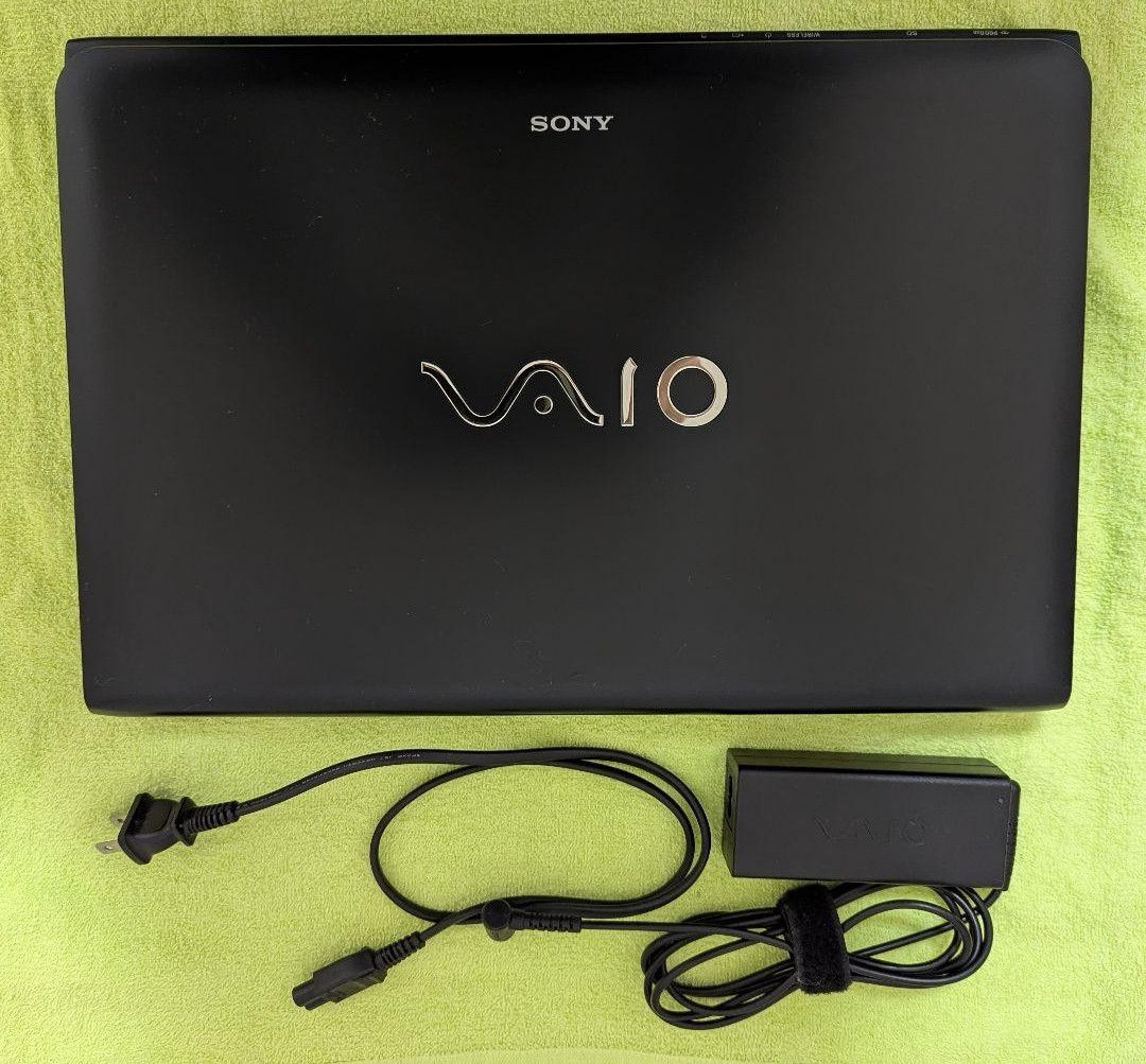 Sony Vaio SVE151J13 Intel Core i5-3230M HDD 1TB RAM 4GB Laptop Tested Excellent