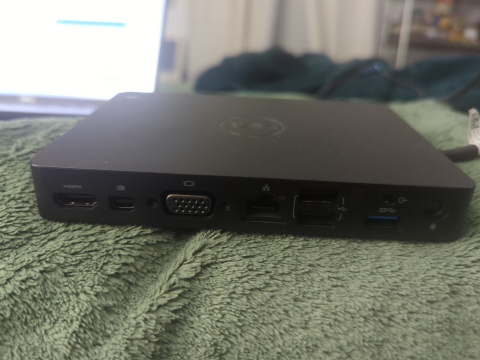 Dell Latitude 7400 i7-8665U@1.9GHz 8GB Ram 128GB NVMe Win 11 W Charger & Dock