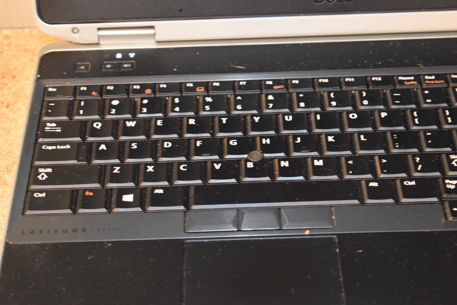 Dell Latitude E6530 Intel Core i5-3340M Windows 7 Pro SSD 32-bit NVidia 5200M