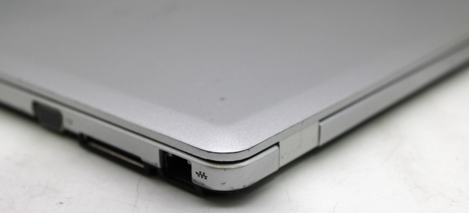 HP EliteBook Folio 9470m-i5-3437U@1.9GHz-4GB RAM-NO STORAGE/OS *USED*
