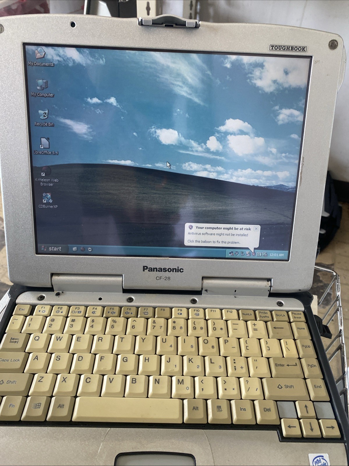 Panasonic CF-28 P3 800MHz 256GB 40GB serial parallel XPP Passed Diagnostics TS