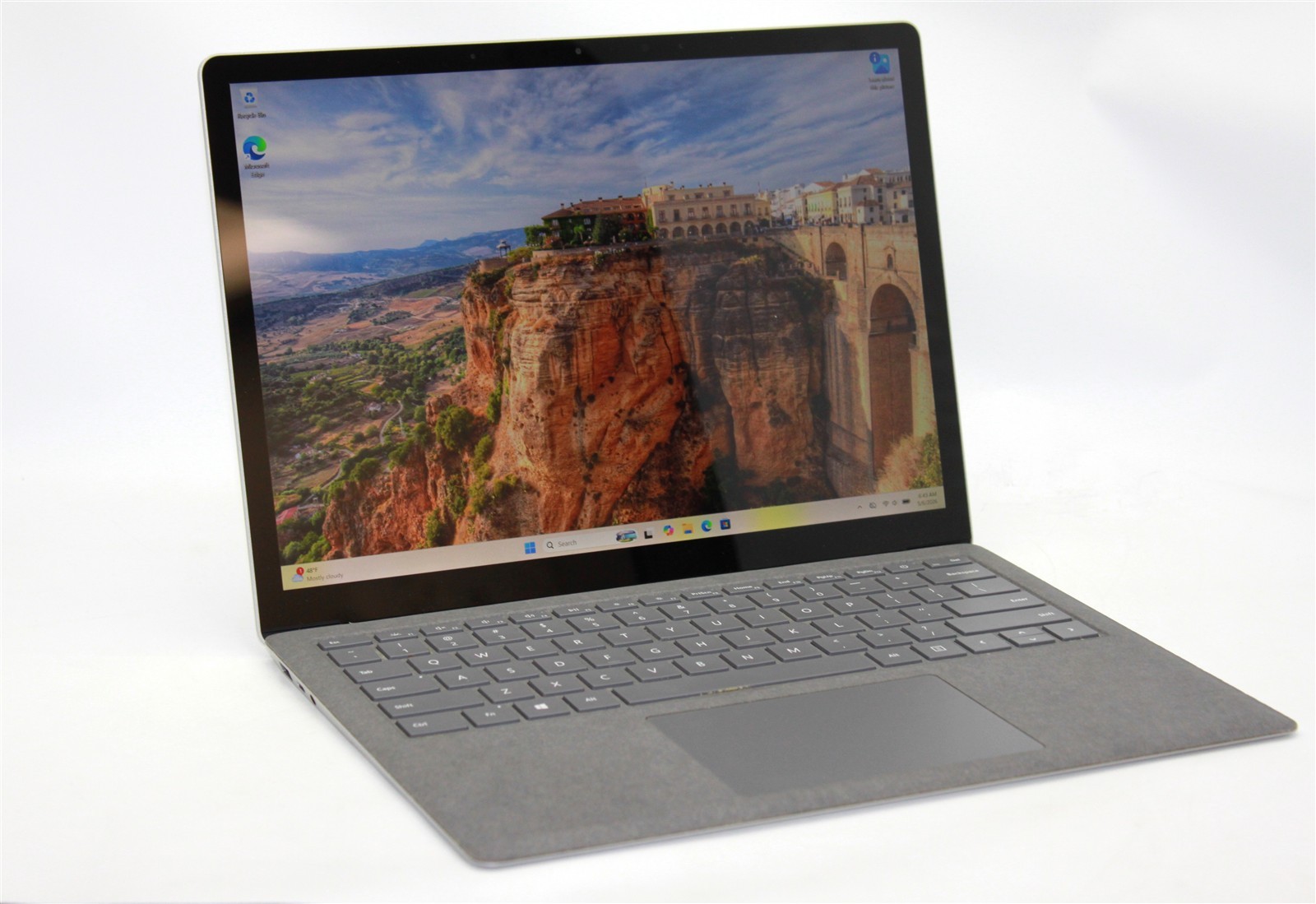 Microsoft Surface 3 Laptop 13″ Intel Core i7-1065G7 16GB DDR4 256GB SSD WIN11