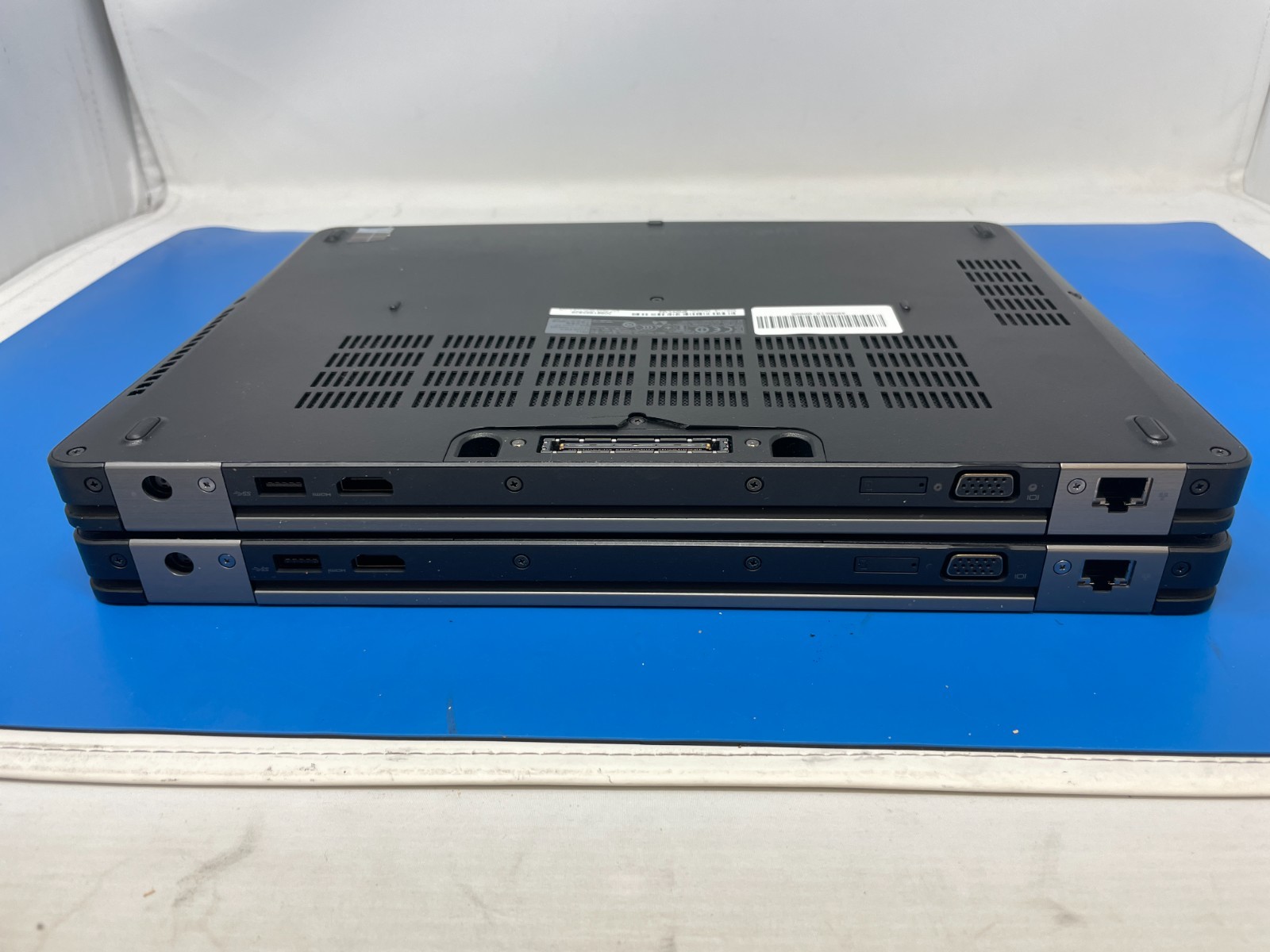 FOR PARTS: Lot of 2 Dell Latitude E5470 14″ i5-6300U@3GHz, varying SSD, 8 GB RAM