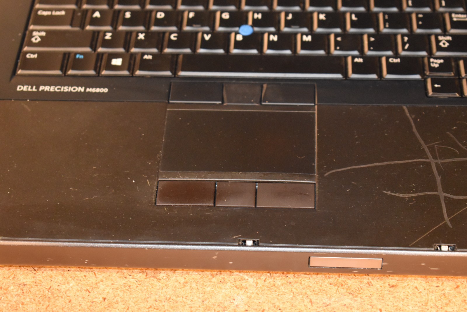 Dell Precision M6800 17″ Quad Core i5-4210M 500GB HDD Windows 7 32-bit DVD-RW