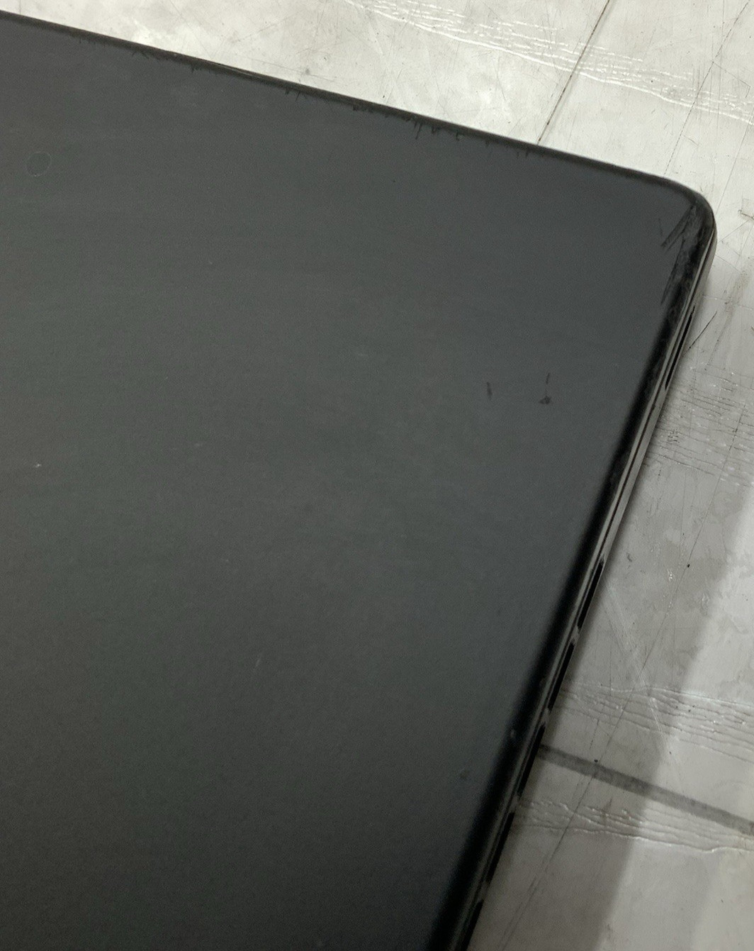Lenovo ThinkPad X1 Carbon Gen 8 Intel i7-10610U 16GB DDR4 512GB Touchscreen W10P
