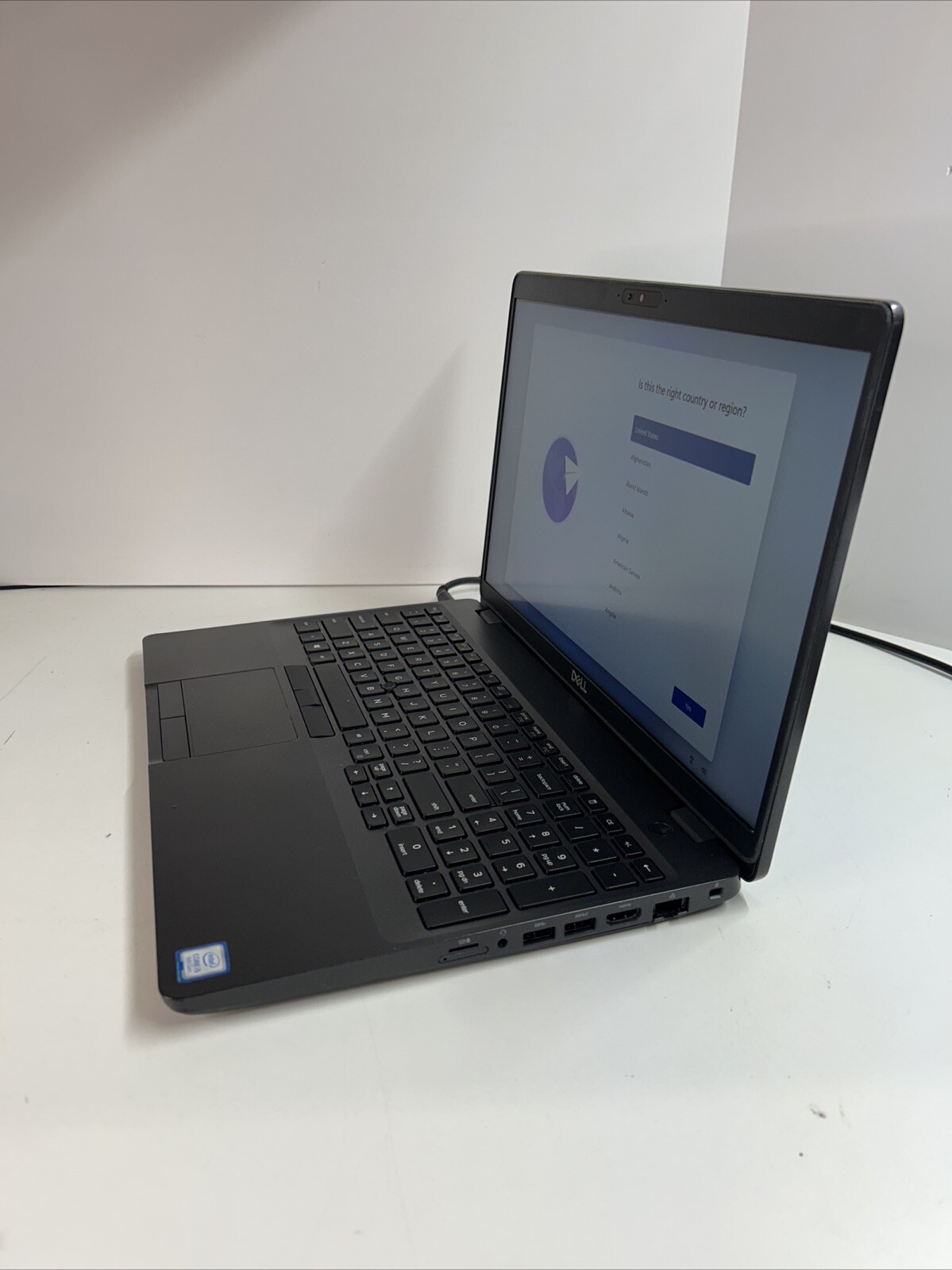 Dell Precision 3541 15.6″ Intel Core i5-9400H 8 Ram 1T SSD Win 11 Pro Needs🔋