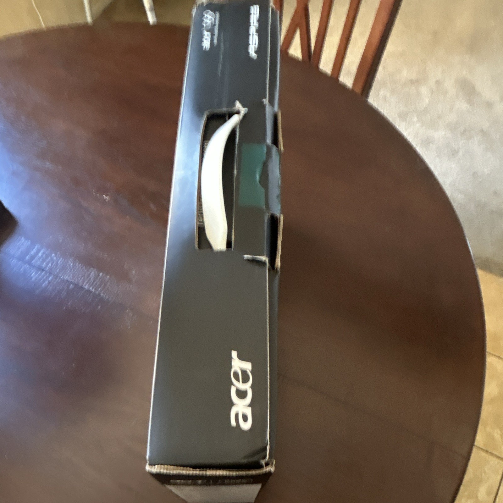 Acer Aspire 15.6in Intel Core i3 2.53GHz 4GB 320GB HDD Win7 Black