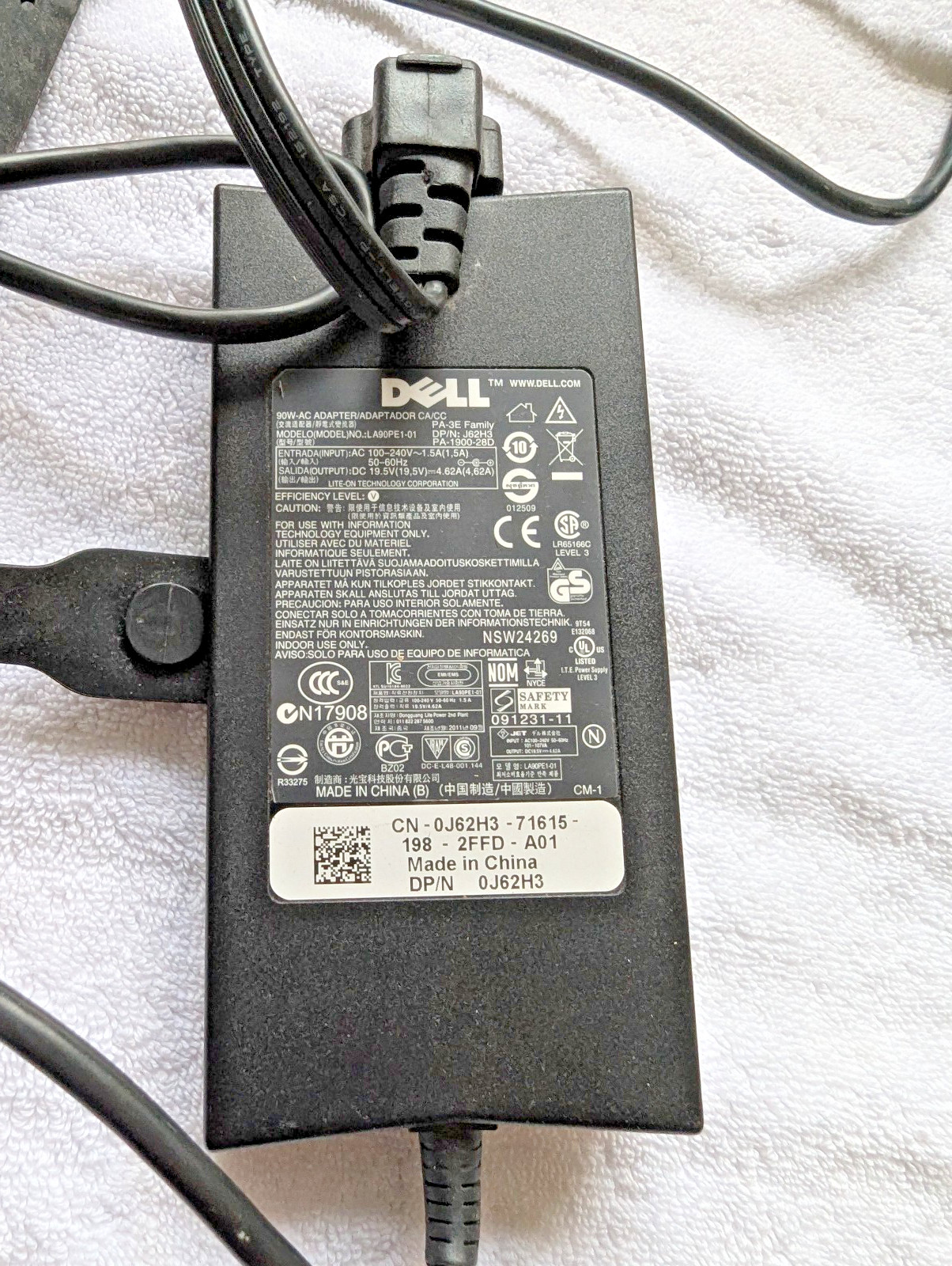 DELL XPS M1530 Laptop Intel(R) Core 2 Duo CPU, 4GB, SSD, Working