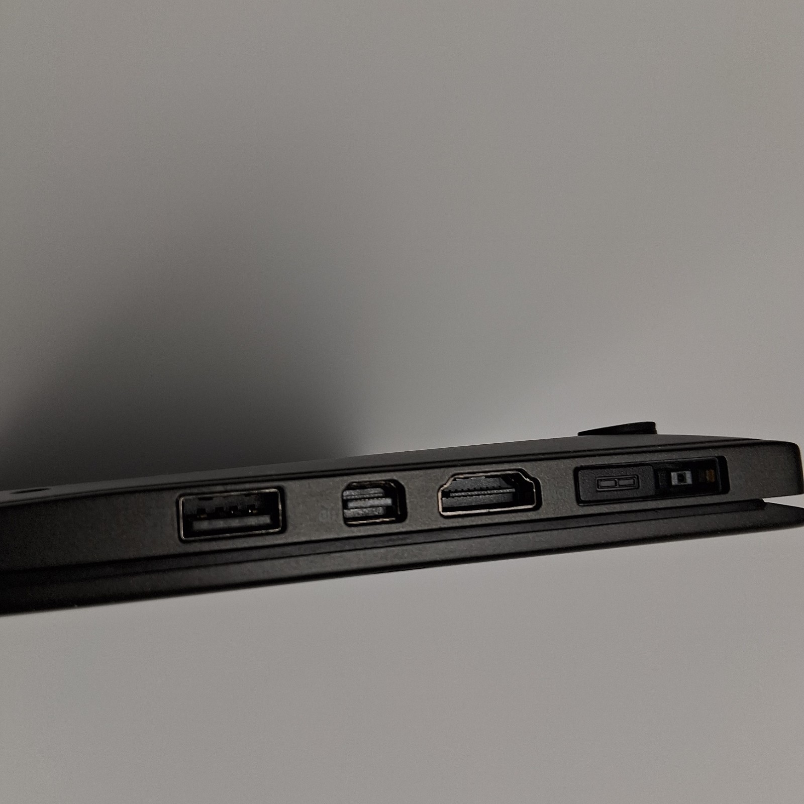 Lenovo ThinkPad X1 Carbon Gen 3 i5‑5300U 8GB 256GB SSD Linux Mint Installed