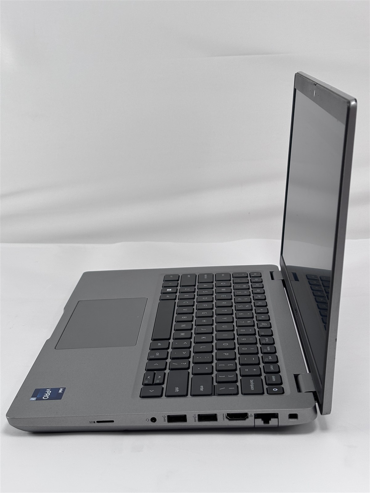 Dell Latitude 5431 14″ Core i7-1270P 2.2GHz 16GB 256GB SSD Intel Iris Xe