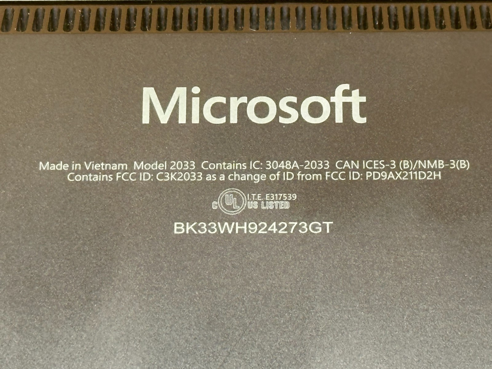 MICROSOFT SURFACE 6 LAPTOP CORE ULTRA 7 165H @3.80GHZ 16GB RAM 512GB SSD (lp715)
