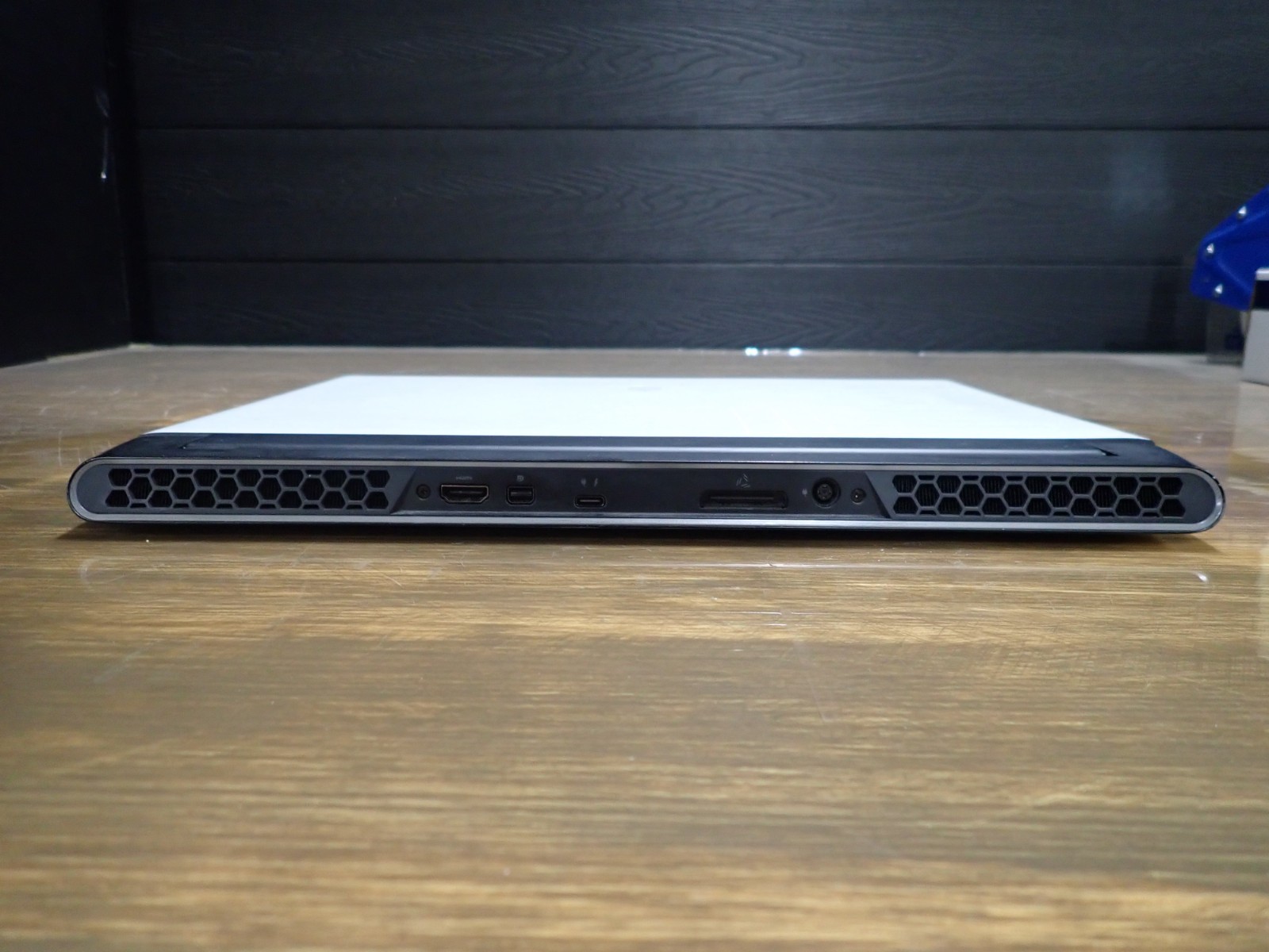 Alienware m15 R3 Laptop i7-10875H 32GB DDR4RAM 1 TB NVMe RTX 2070 SUPER NO Batt.