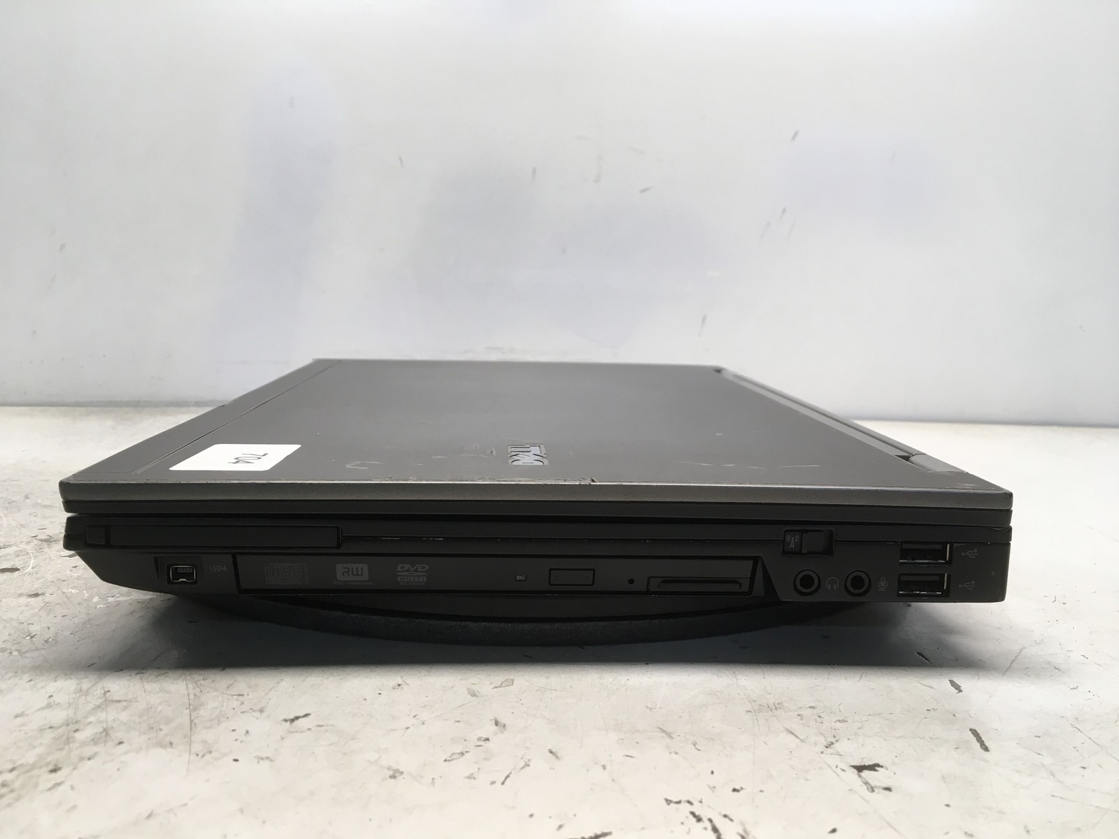 Dell Latitude E6410 Intel i5-M520 2.4GHz 4 GB NO HDD No Batt
