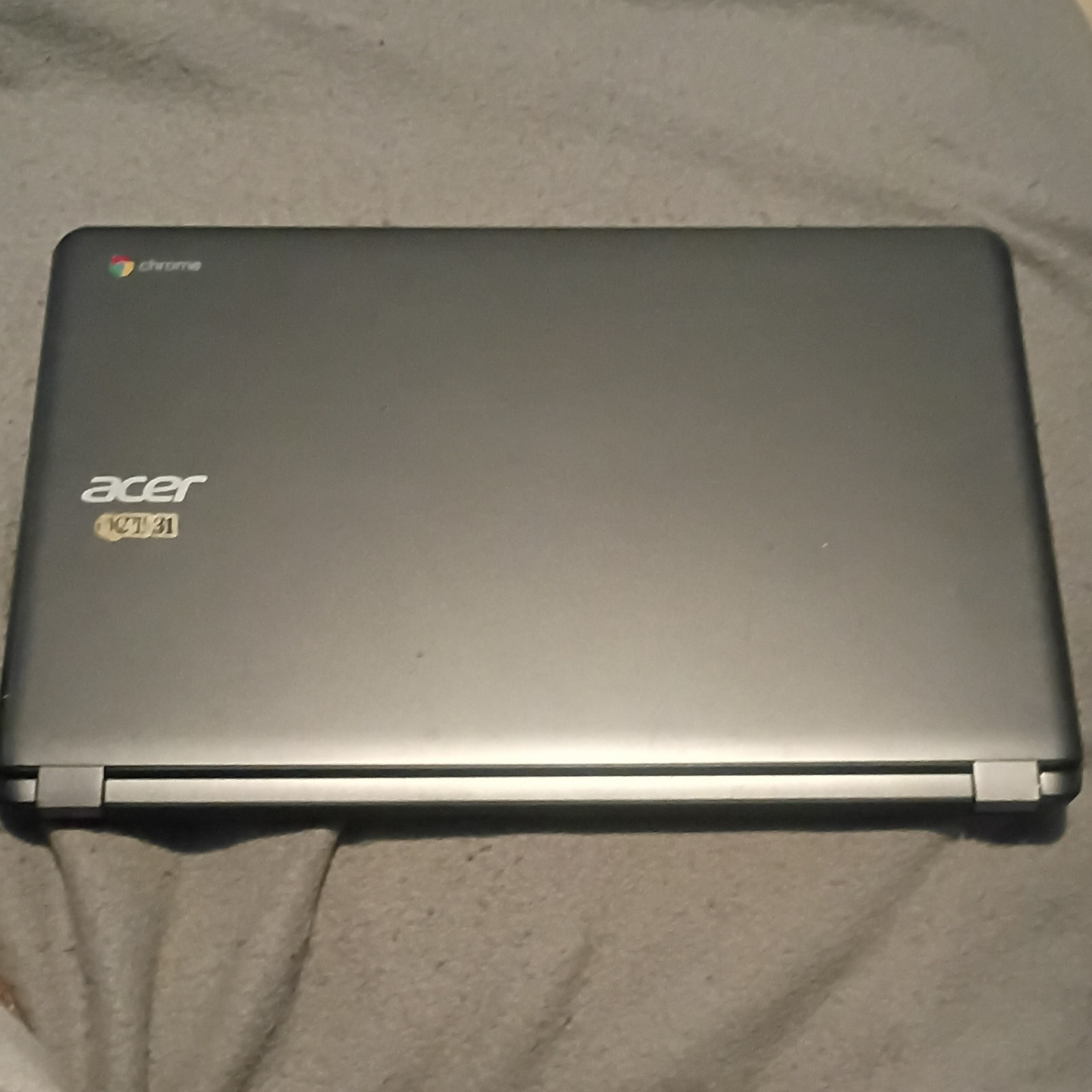 Acer Chromebook 15.6″ Intel Celeron Chrome OS Gray HDMI USB Wi-Fi Laptop