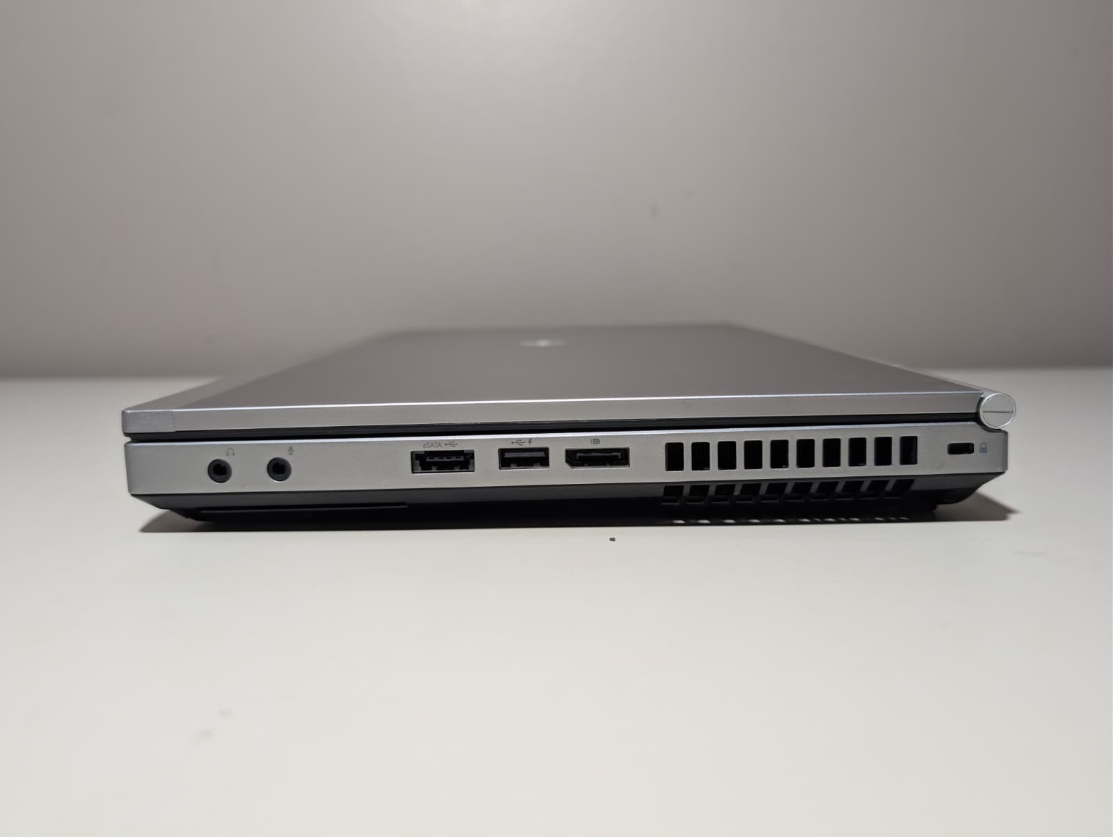 HP EliteBook 8470P | i5 3rd Gen 8GB RAM 250GB HDD | Windows 7 Pro DVD Drive