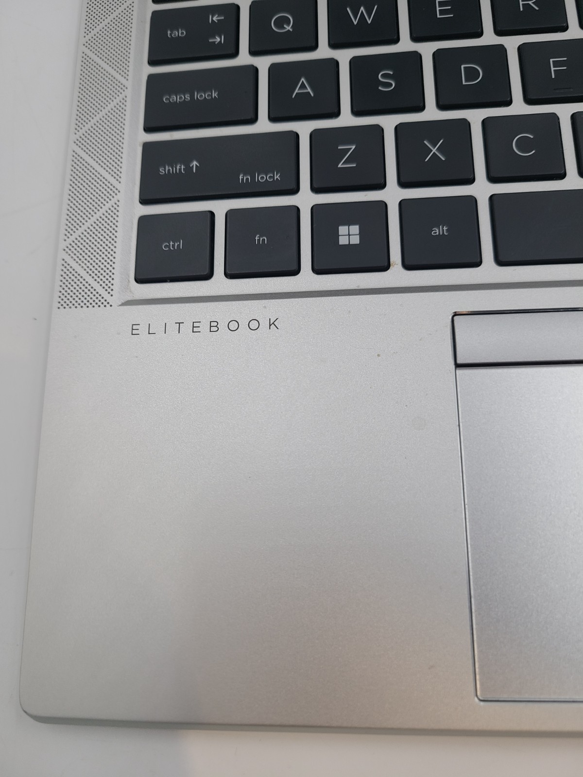 HP EliteBook 840 G8 i7-1165G7 2.70GHz 16GB Ram 512GB SSD Win 11 Pro