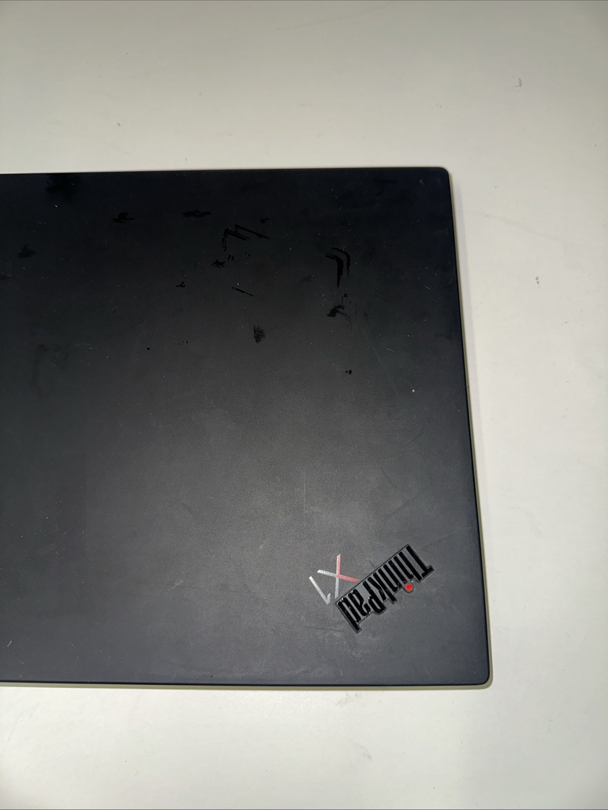 Lenovo ThinkPad X1 Carbon Gen 8 14″ FHD i5-10210U 16GB 512GB SSD Windows 11 Pro