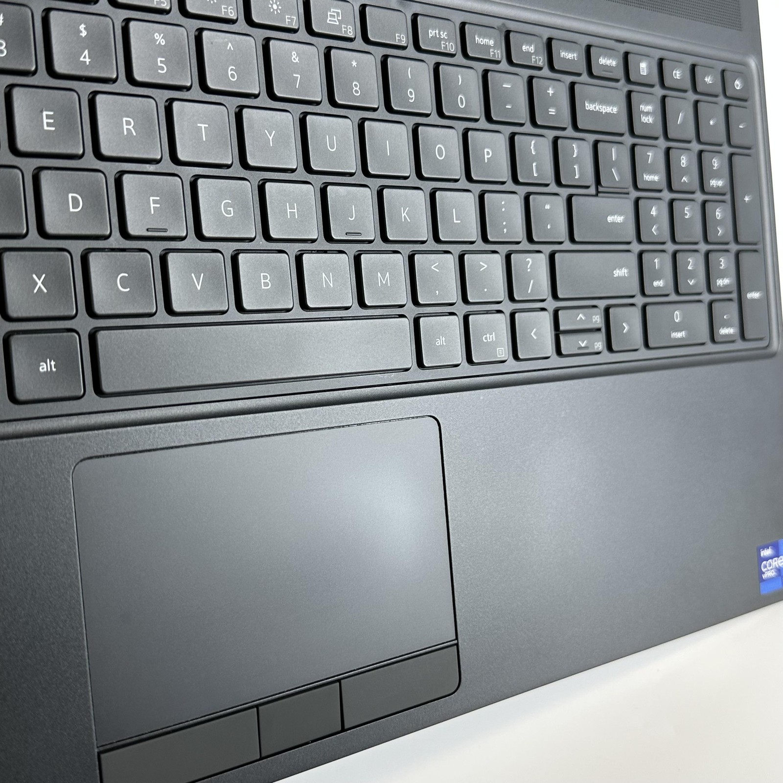 Dell Precision 7560 15.6 FHD i9-11950H 2.60GHz 32GB 1TB SSD RTX A2000 Good