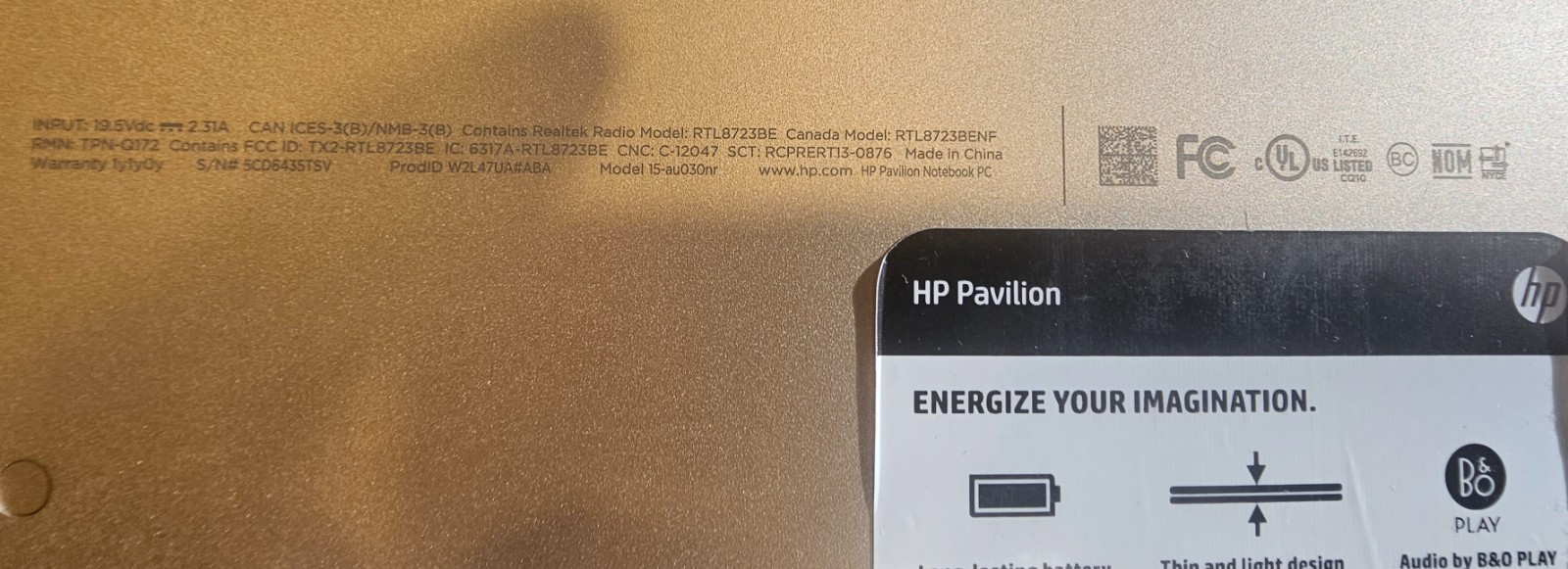 HP 15-au030nr Laptop Intel i3-1125G4 8GB RAM, 500GB HDD W11 + charger