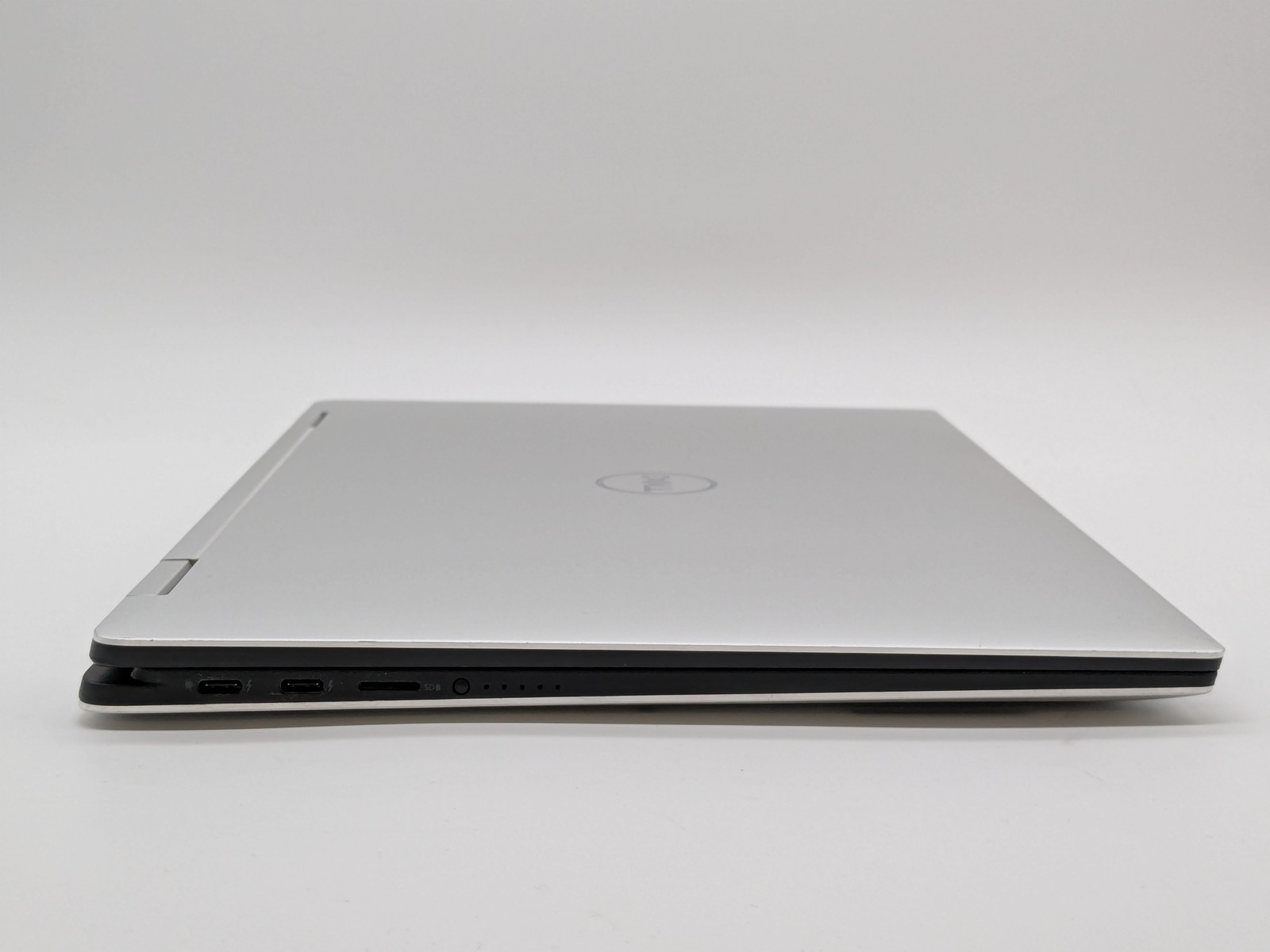 Dell XPS 15 9575 2-in-1 15″ FHD Touch I7-8706G 1TB SSD 16GB W11P *READ*