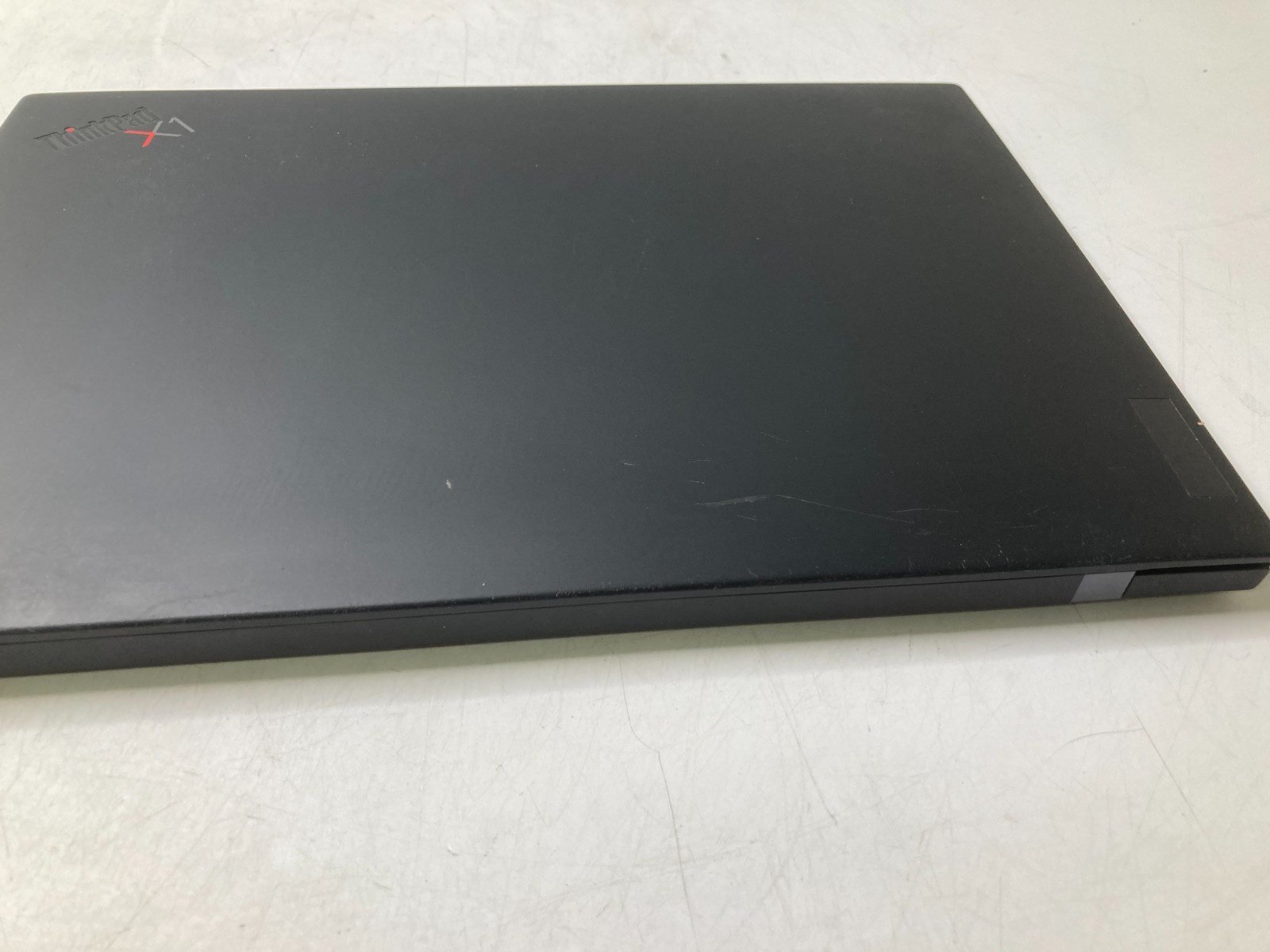 Lenovo ThinkPad X1 Carbon Gen 9 i5-1145G7 8GB 256GB Win11P *Bad Speakers -Parts