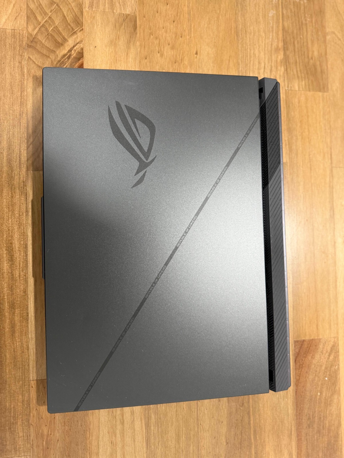 ASUS ROG Strix G16 (2024) Gaming Laptop, 16” ROG Nebula Display 16:10 QHD 240Hz,