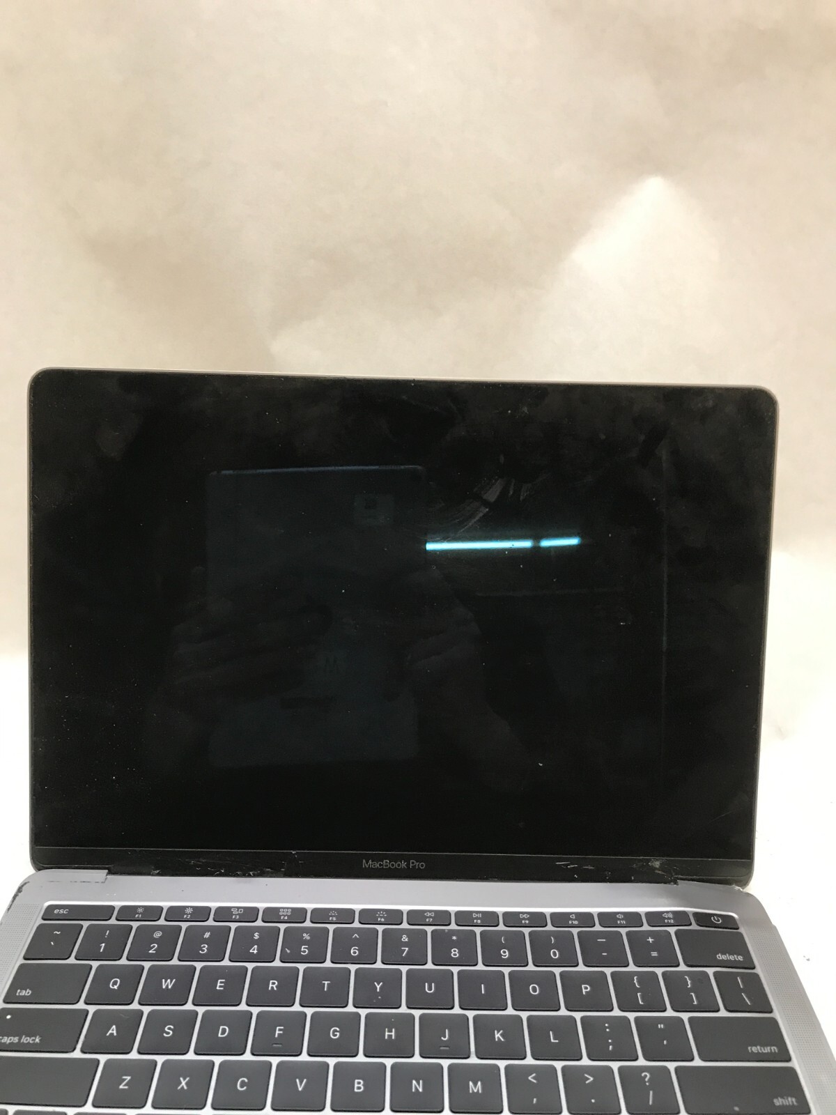 Apple MacBook Pro 2016 A1708 Chassis NO MOTHERBOARD For Parts No Battery – -DW