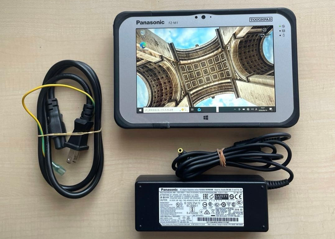 Panasonic TOUGHPAD FZ-M1 Core i5-7Y57 RAM 4G SSD 128G Win 11 Pro Japan