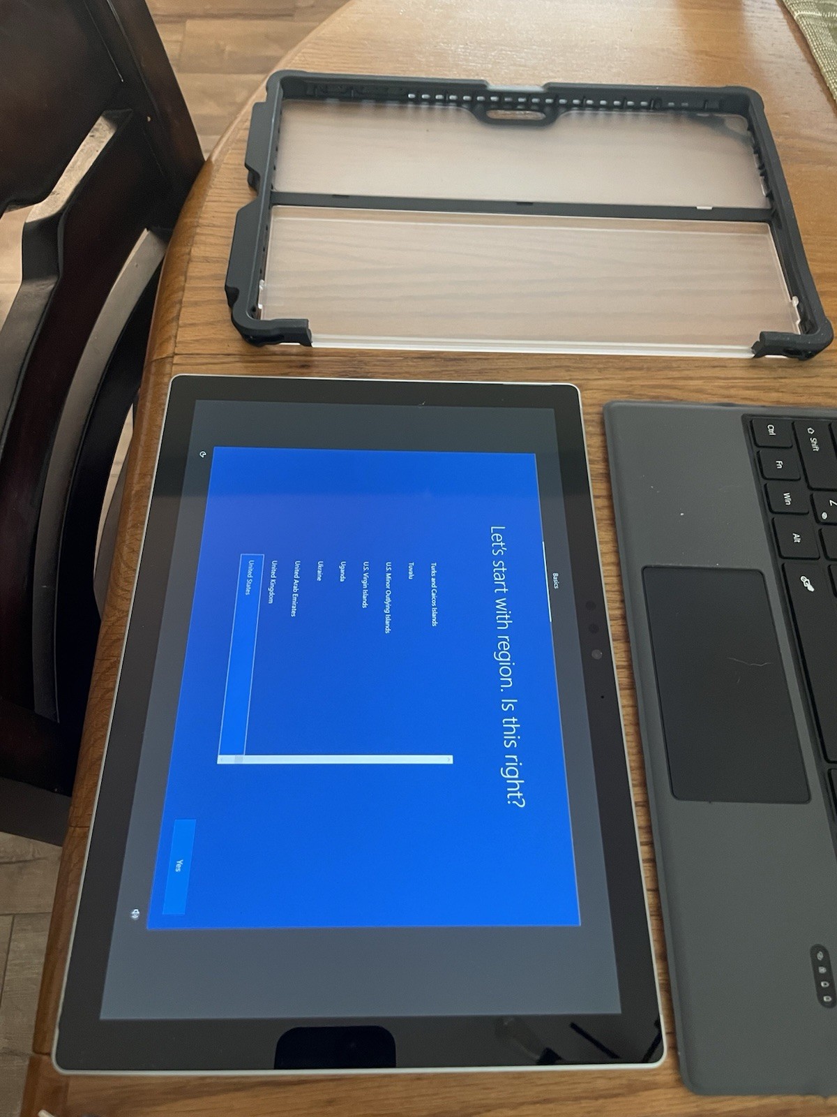 Microsoft Surface Pro 6 12.3″ 256GB SSD, Intel Core I5 8th Gen., 3.4GHz, 8GB RAM