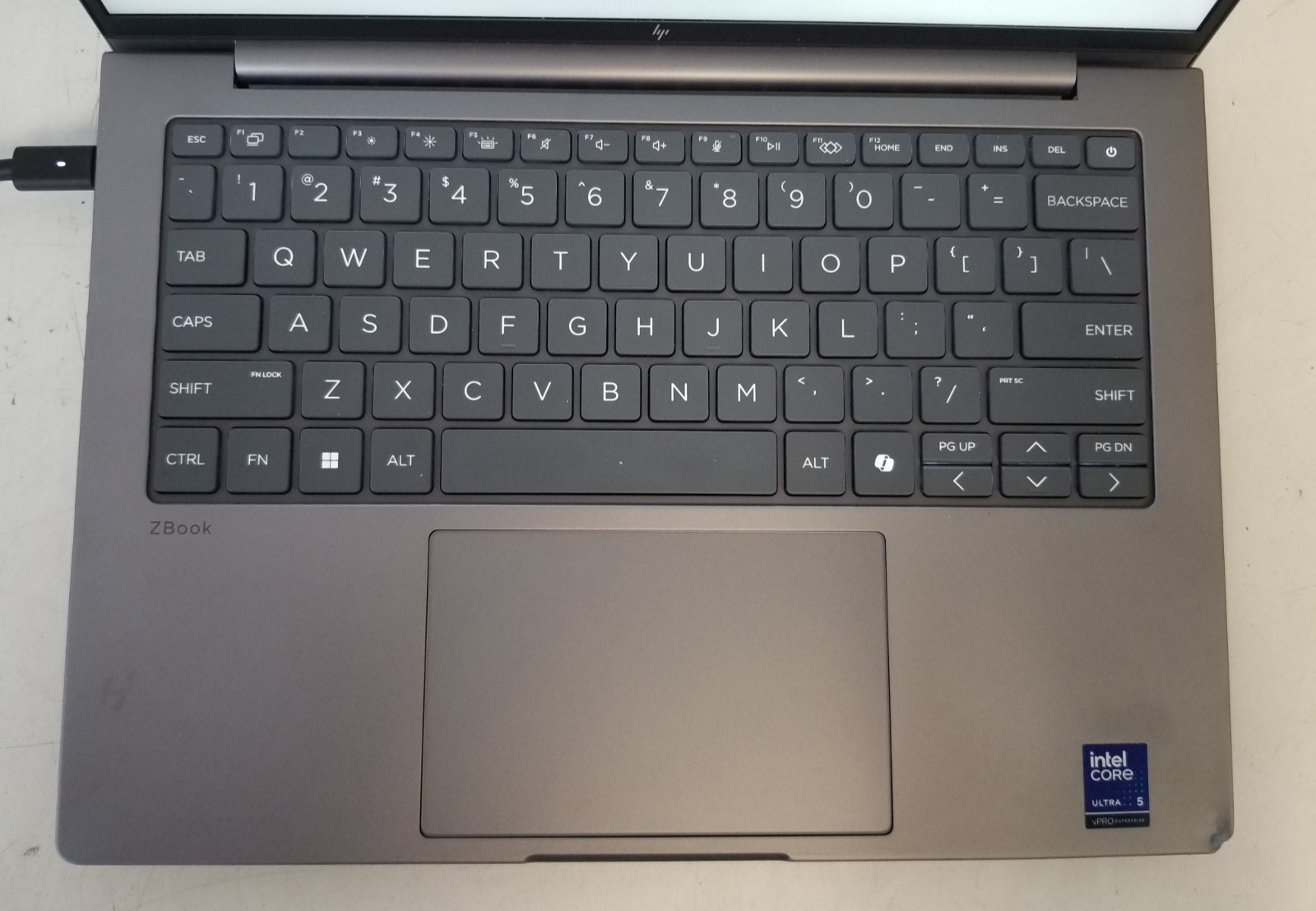 HP ZBook 8 G1i 14” Mobile Workstation Ultra 5 235H 32GB DDR5 NO SSD