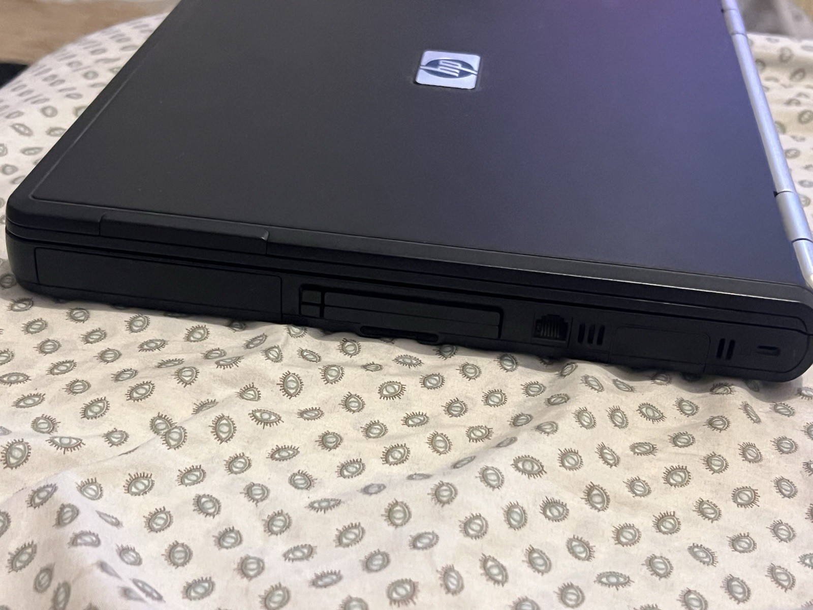 HP Compaq NC6000 Laptop Windows XP Intel PENTIUM M 1.50 Ram 40 Gig Storage