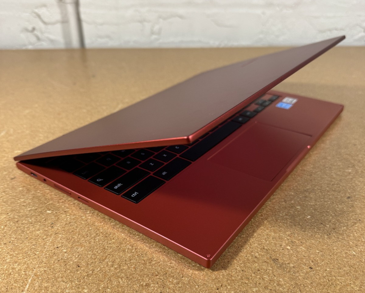 Samsung Galaxy Chromebook 2 XE530QDA 13.3″ Red i5 16GB 128GB ChromeOS