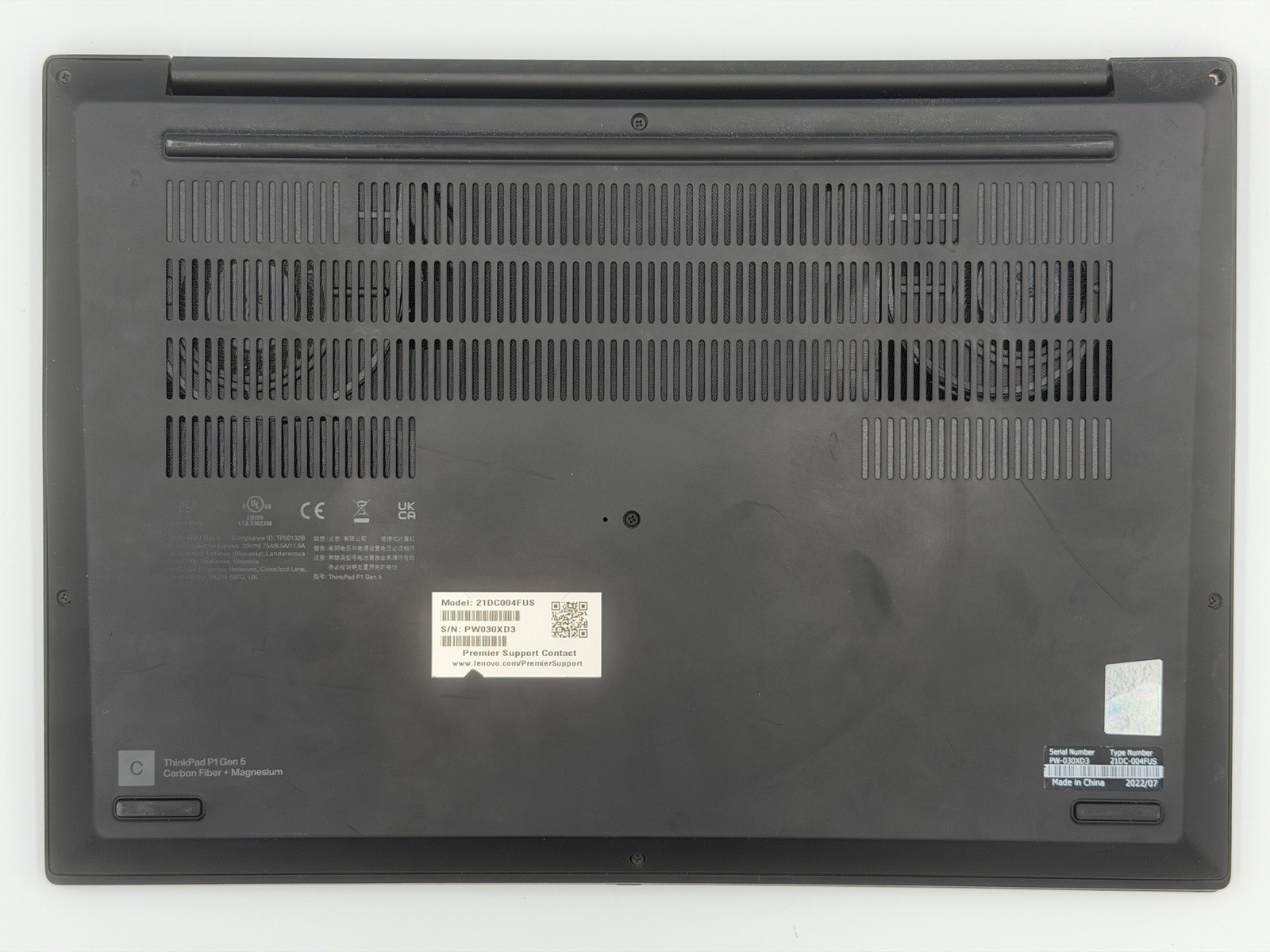 Lenovo ThinkPad P1 Gen 5 16″ WQXGA | A1000 | i7-12700H | 16GB RAM | 1TB SSD