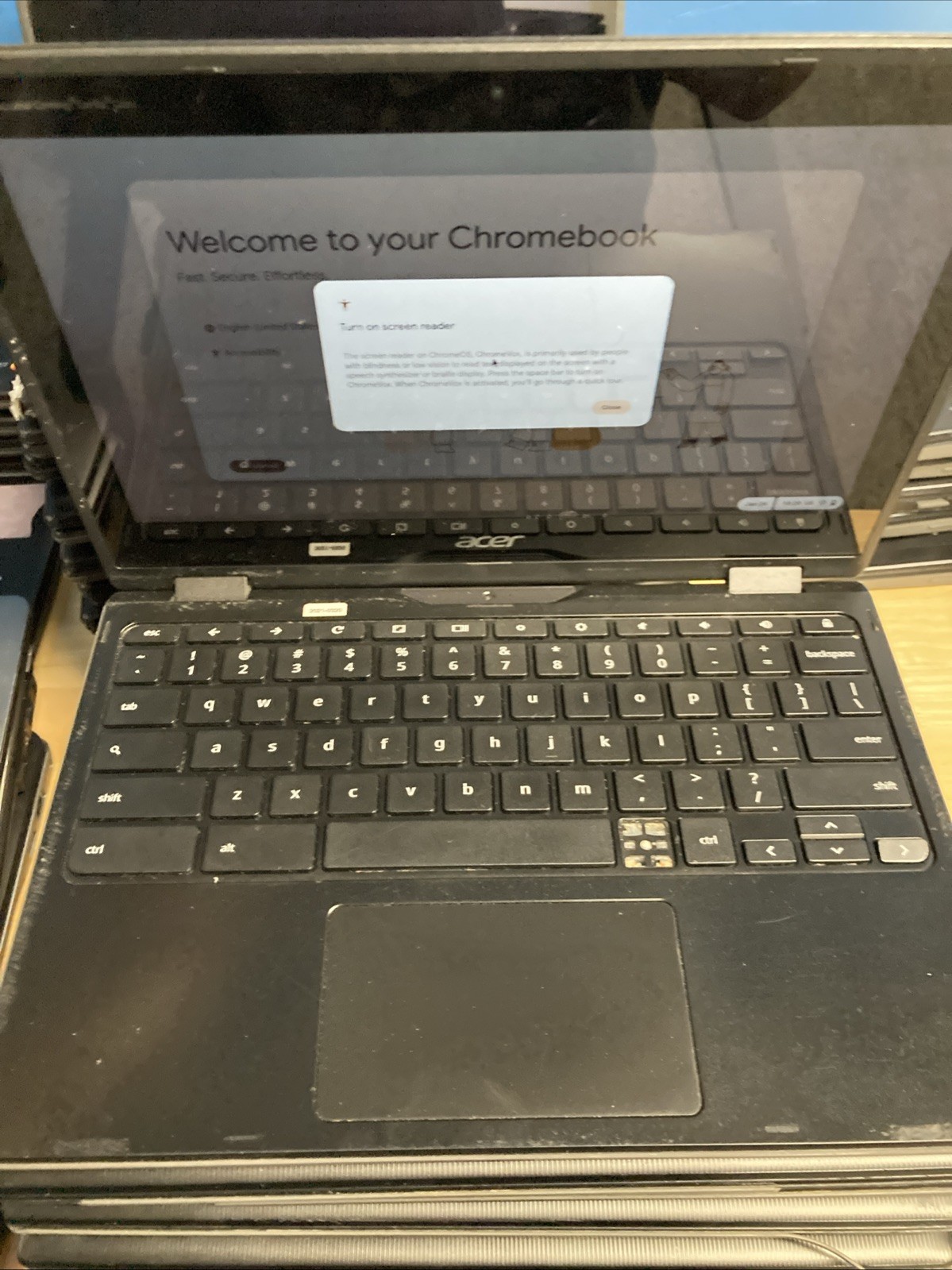 LOT OF 13- Acer Chromebook/Tablet R752TN INTEL 4GB 32GB Model N18Q6 *READ*