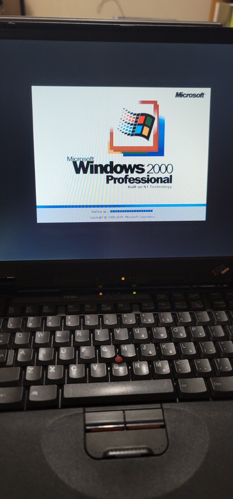 Vintage IBM THINKPAD iSerie Laptop Computer TYPE 2627 Works Exct