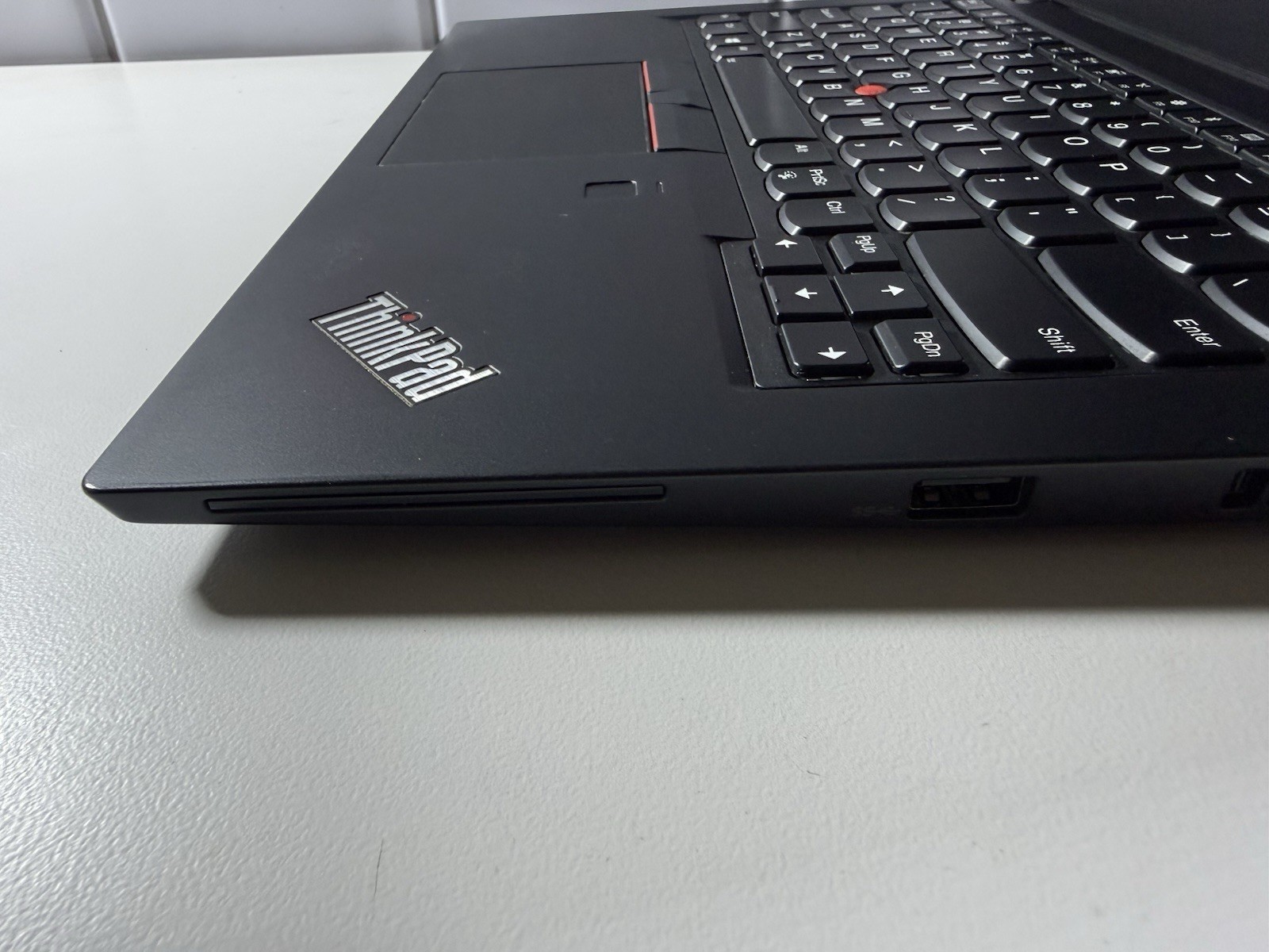 Lenovo ThinkPad T480s 14″ FHD i7-8550U 8GB RAM 512gb NVME WIN 11 PRO TOUCH