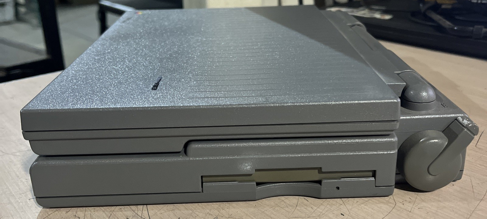 APPLE MACINTOSH POWERBOOK 160