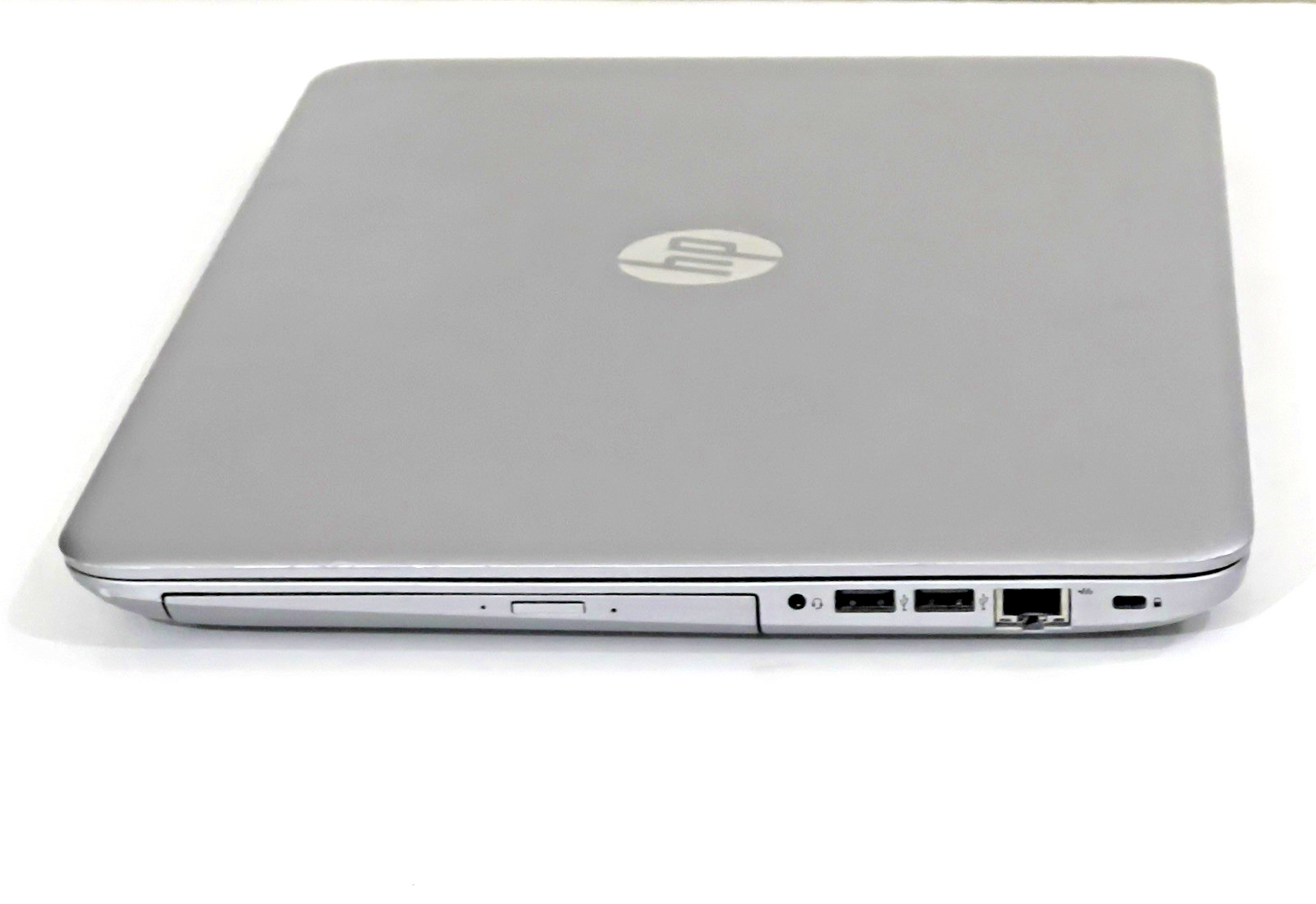The HP ProBook 450 G4 NOTEBOOK i5-7200u 2.5Ghz 12GB 256GB SSD WIN 11P EXCELLENT