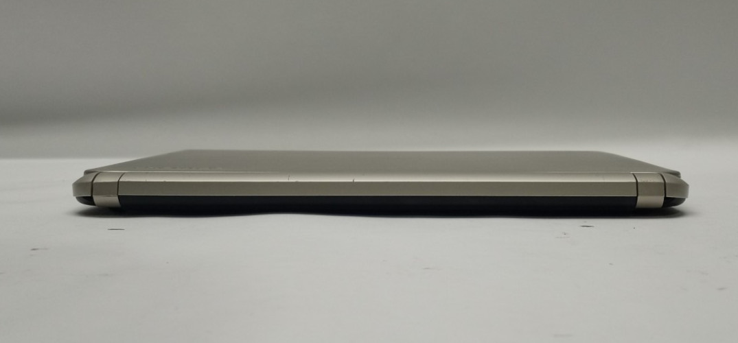 Toshiba Satellite E45-B Laptop 14″FHD i5-5200U@2.20GHZ 6GB RAM NO HDD/OS WH718*!