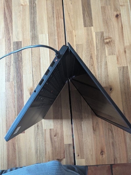 Pre-Owned Lenovo ThinkPad E15 ***Needs to be plugged in or battery replaced***