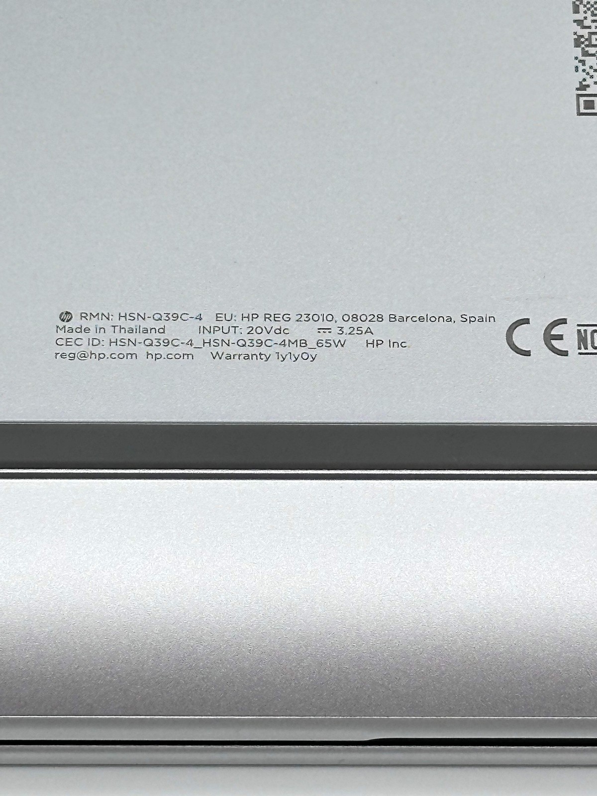 HP EliteBook 6 G1a 14″ Ryzen 5 PRO 230 32GB RAM 256GB SSD Radeon 760M Silver