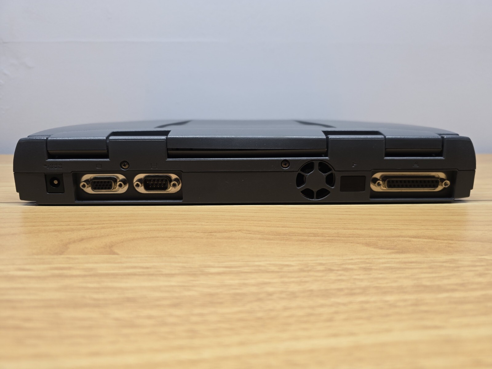 Toshiba Satellite 2535CDS Laptop No Power Adapter Screen Intact – For Parts Only