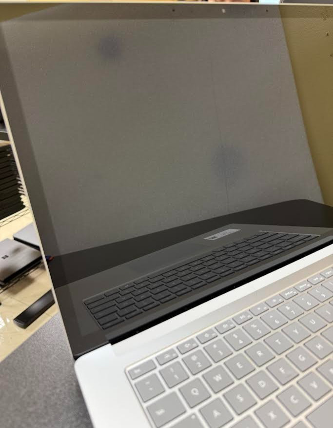 Surface Laptop 3 13.5″ Silver i7 10th Gen 16GB 256GB – READ DESCRIPTION