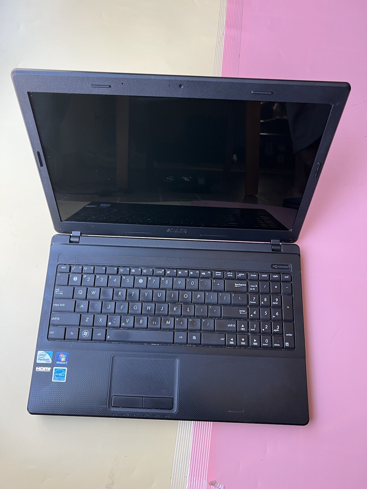 ASUS X54C 15.6″ Intel Pentium B960 2.20Ghz 4GB RAM 0GB HDD PARTS OR Repair