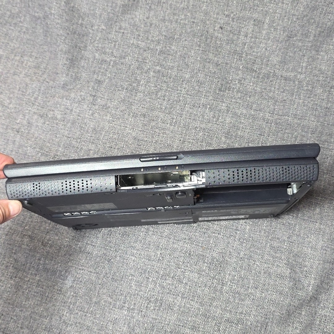 Dell Inspiron 2650 Pentium 4 Windows XP FOR PARTS / REPAIR AS-IS